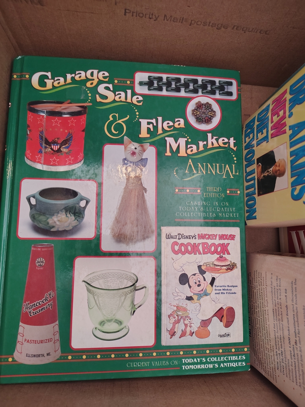 Garage Sale & Flea Market Annual Green Hardcover Book